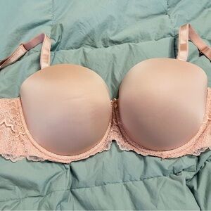 VS Dream Angels Lace Lightly Lined Bra in Soft Beige — NEW W/O TAGS
